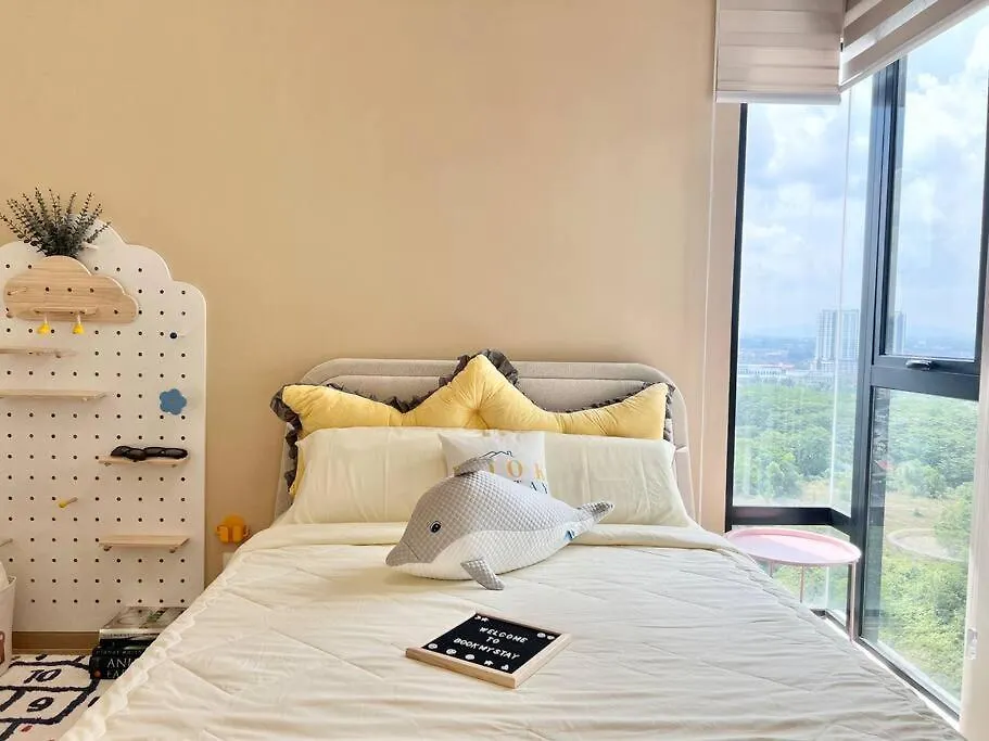 3Br Mosaic Midvalley Southkey W Bathtub Johor Bahru 0*,  Malaysia